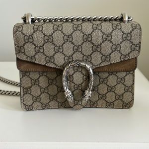 Gucci Dionysus GG Supreme Mini